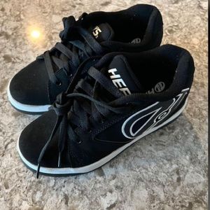 *BRAND NEW* Boys Heely Sneakers
